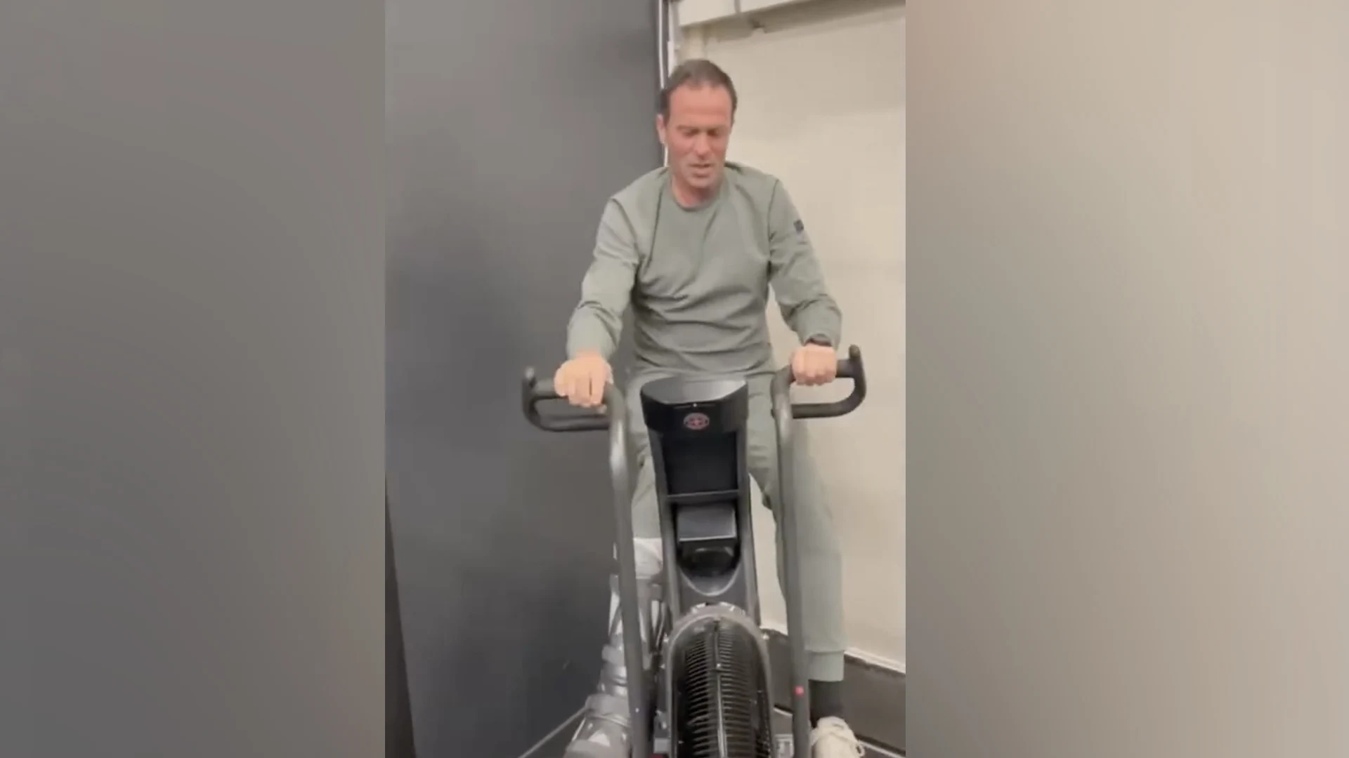 Bas Nijhuis werkt zich ondanks zware achillespeesblessure in het zweet!