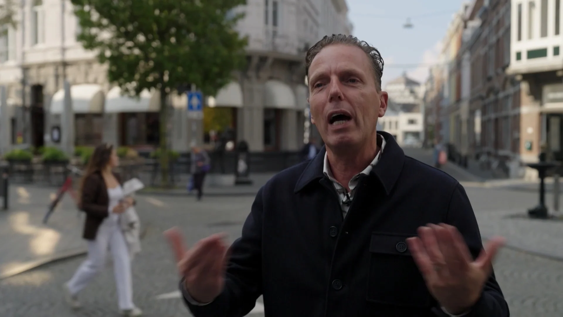 Rob Geus treft drama aan in hotel boven snackbar