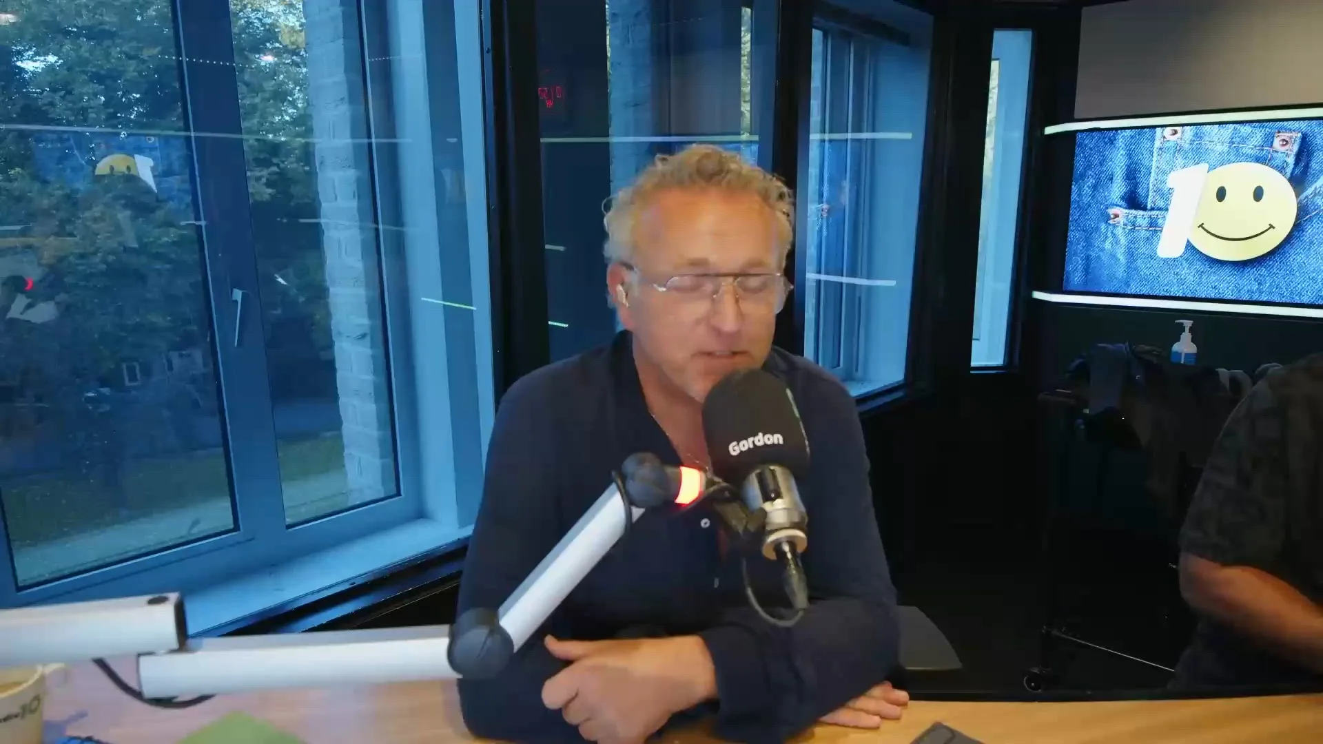 Gordon krijgt bericht van Calum Scott en sleept primeur binnen...