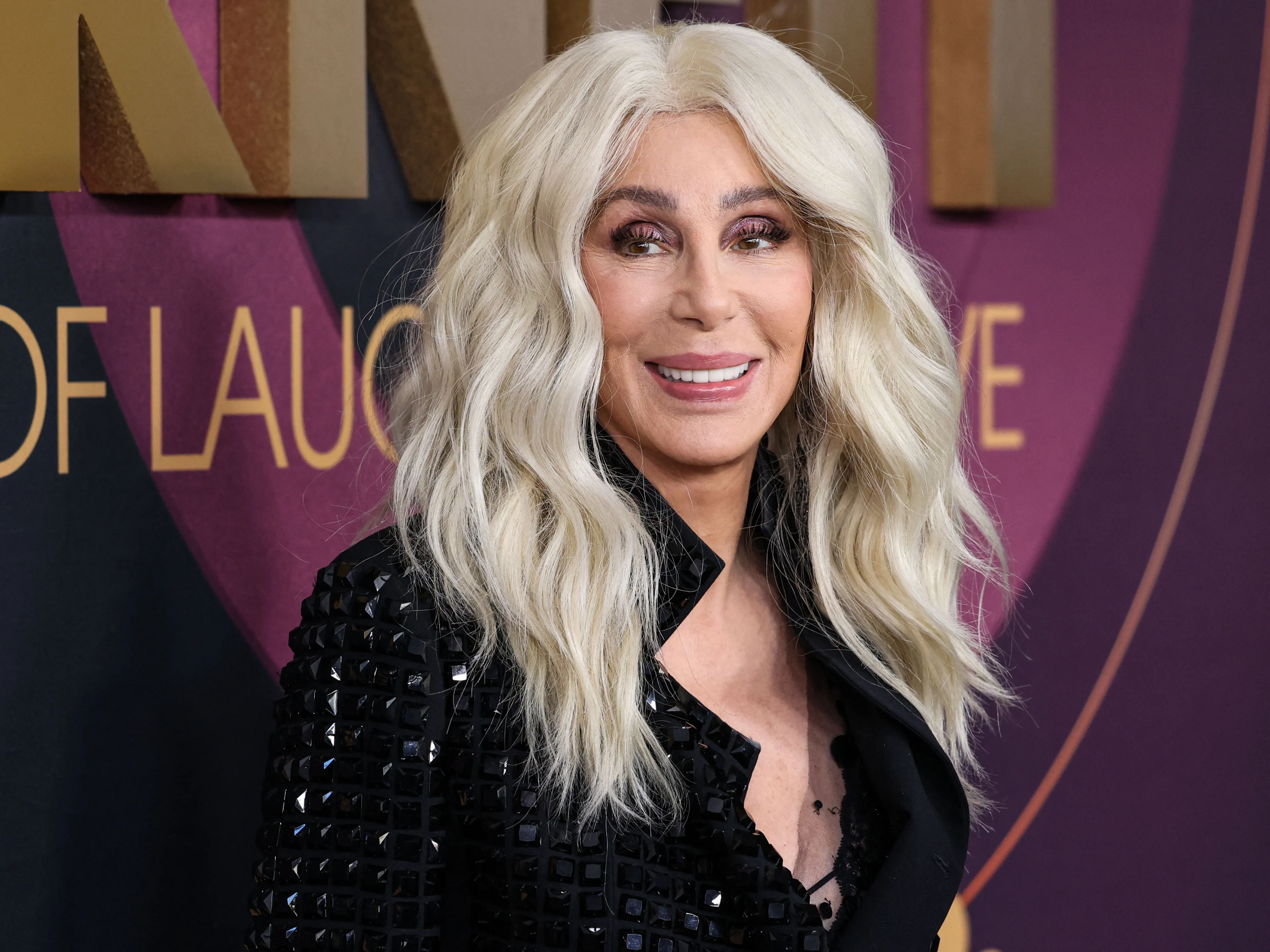 Do you believe it?! Cher brengt nieuwe muziek uit. 🎵