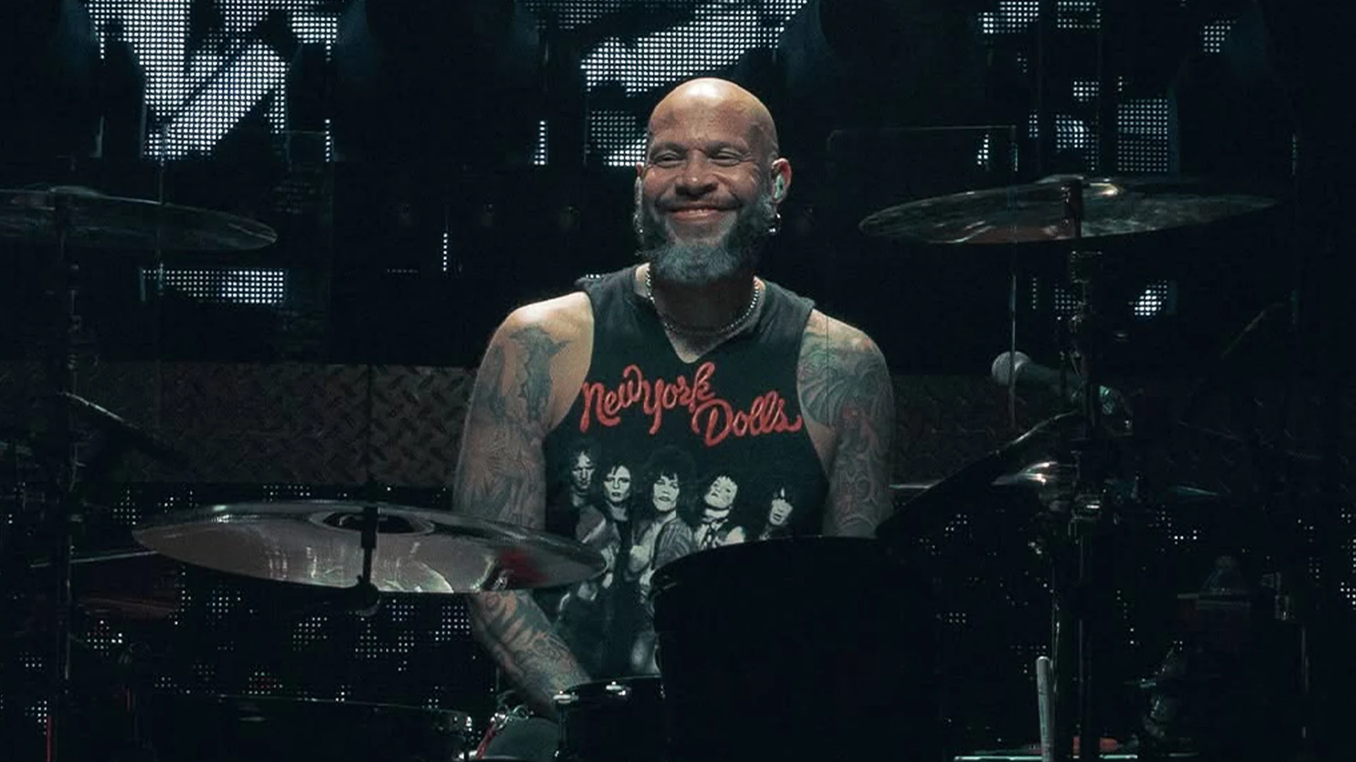 Drummer Frank Ferrer neemt na negentien jaar afscheid van Guns N' Roses