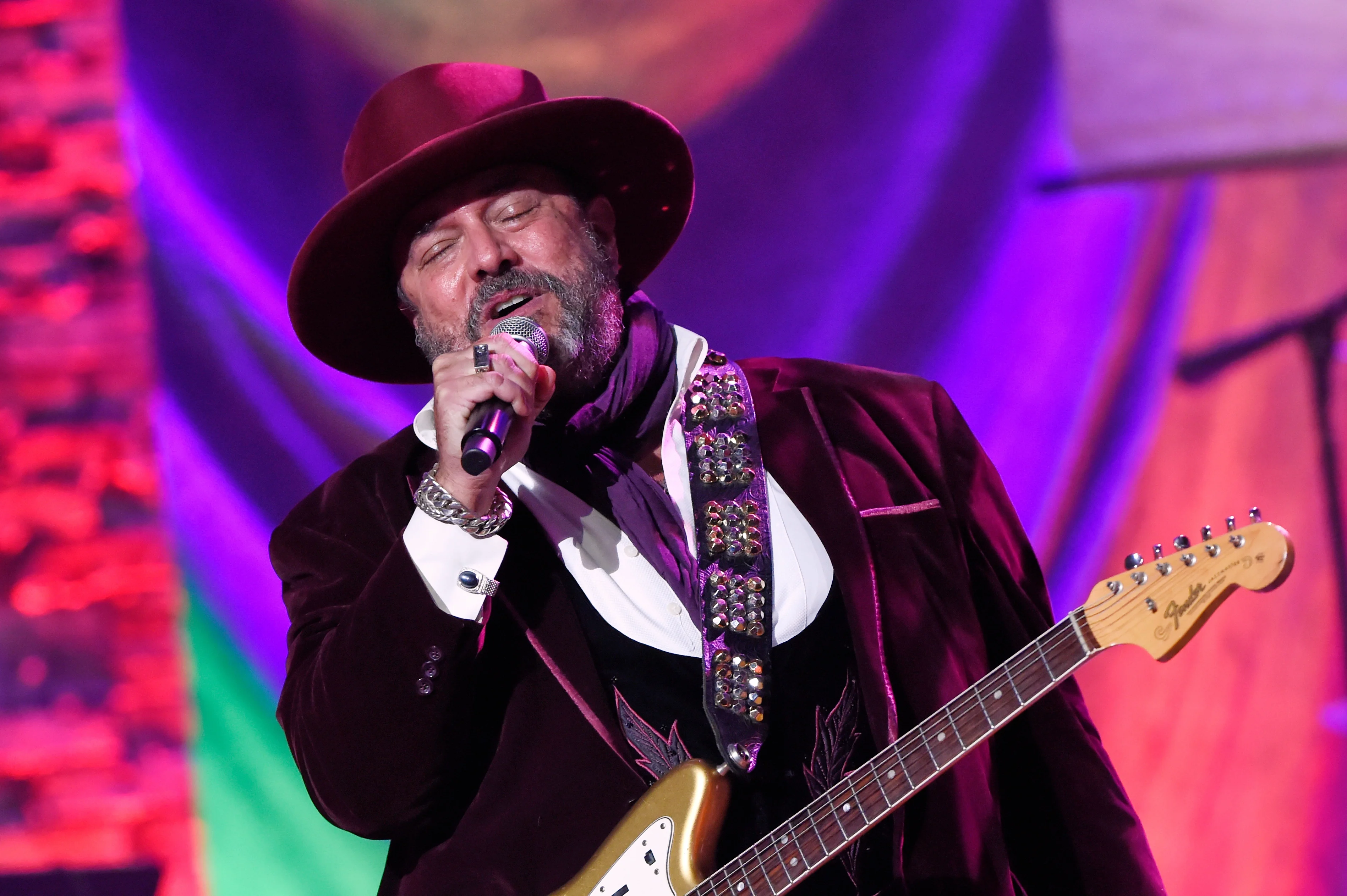 The Mavericks-zanger Raul Malo (60) overleden