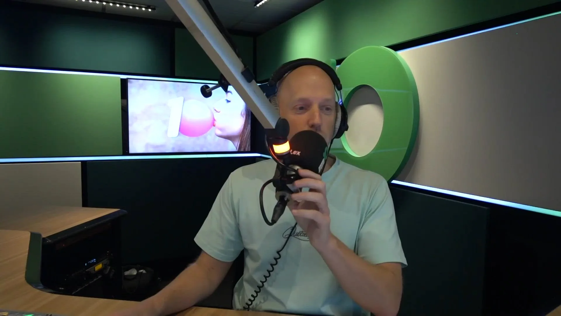 Makelaar Alex van Keulen over 'immoporno' en Fundaverslavingen