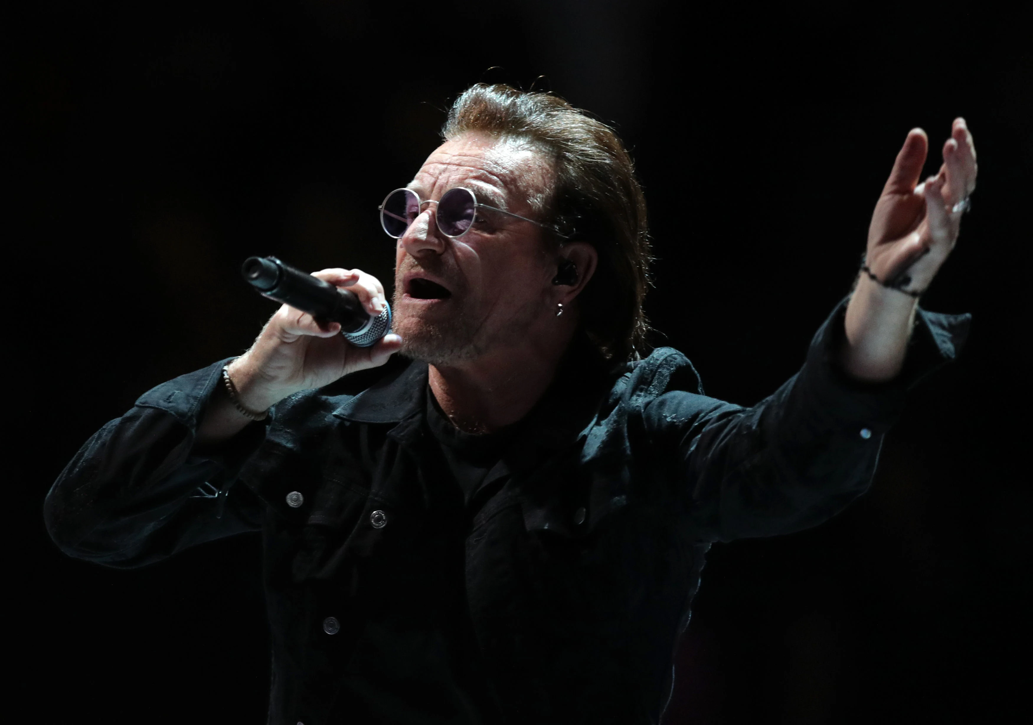 Met deze 10 nummers haalden artiesten hun eerste #1-hit 