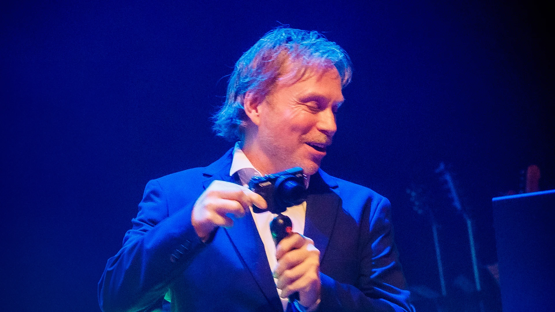 Matijn vlogt erop los tijdens Top 4000 in Concert