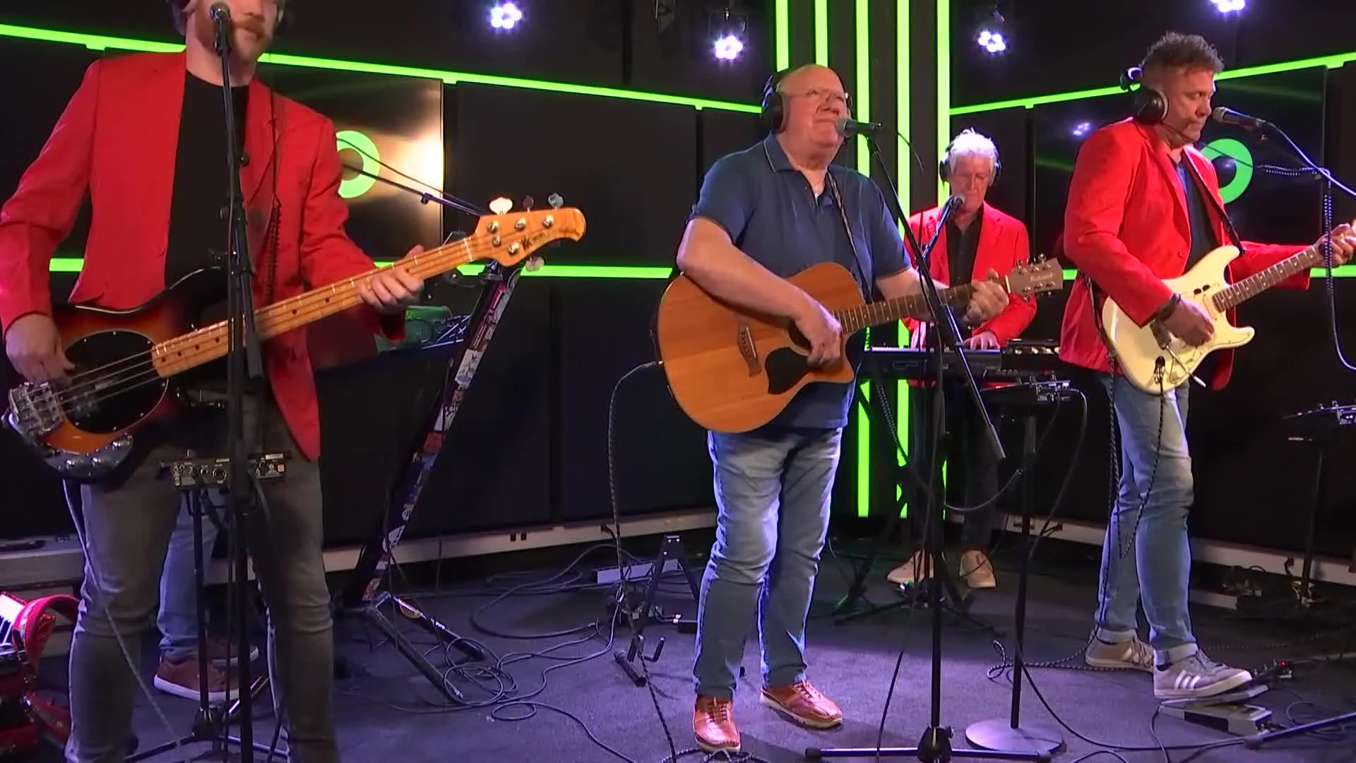 Henk Wijngaard - In M'n Cabine