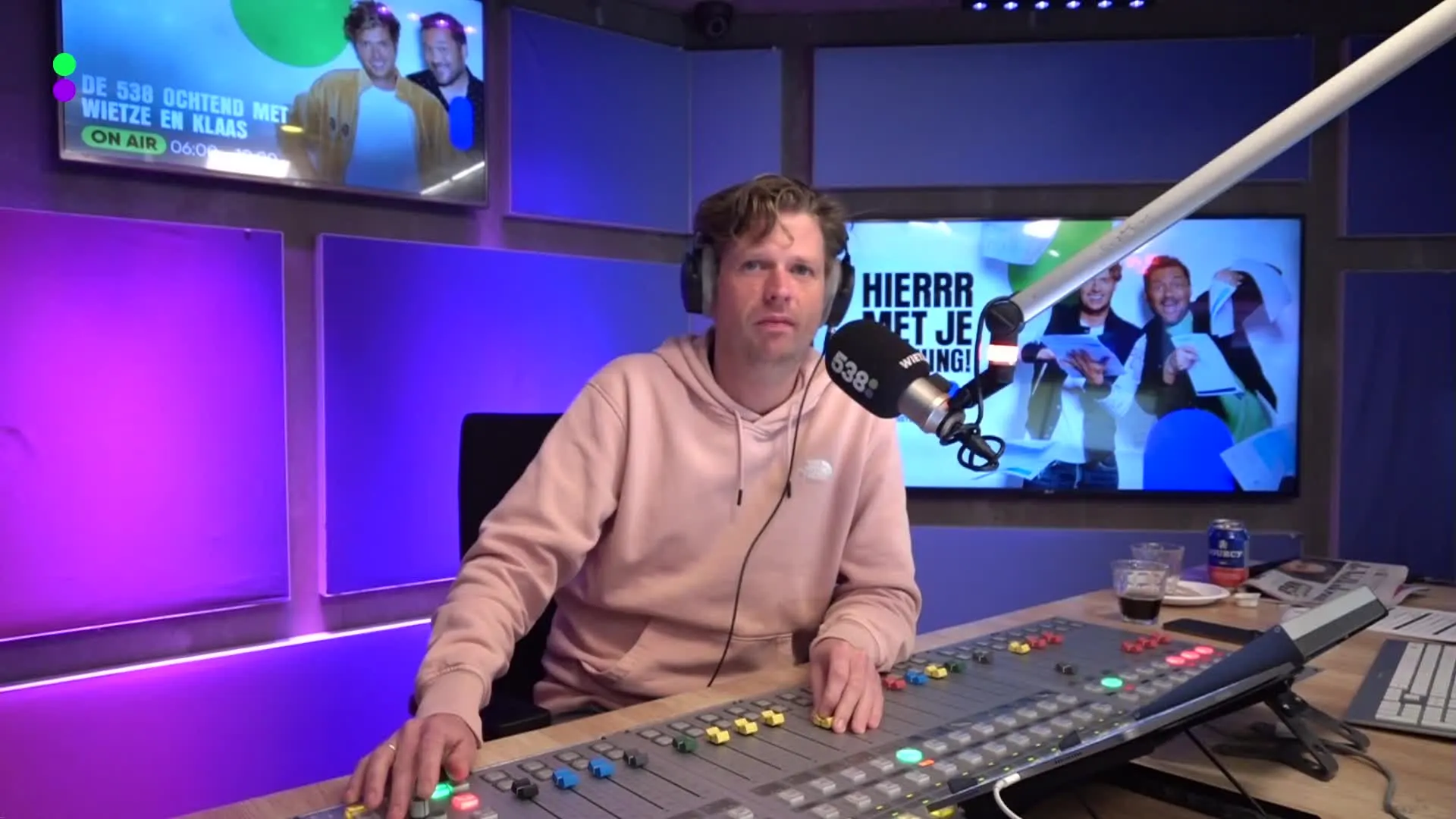 Geert liet de knoop eruit halen