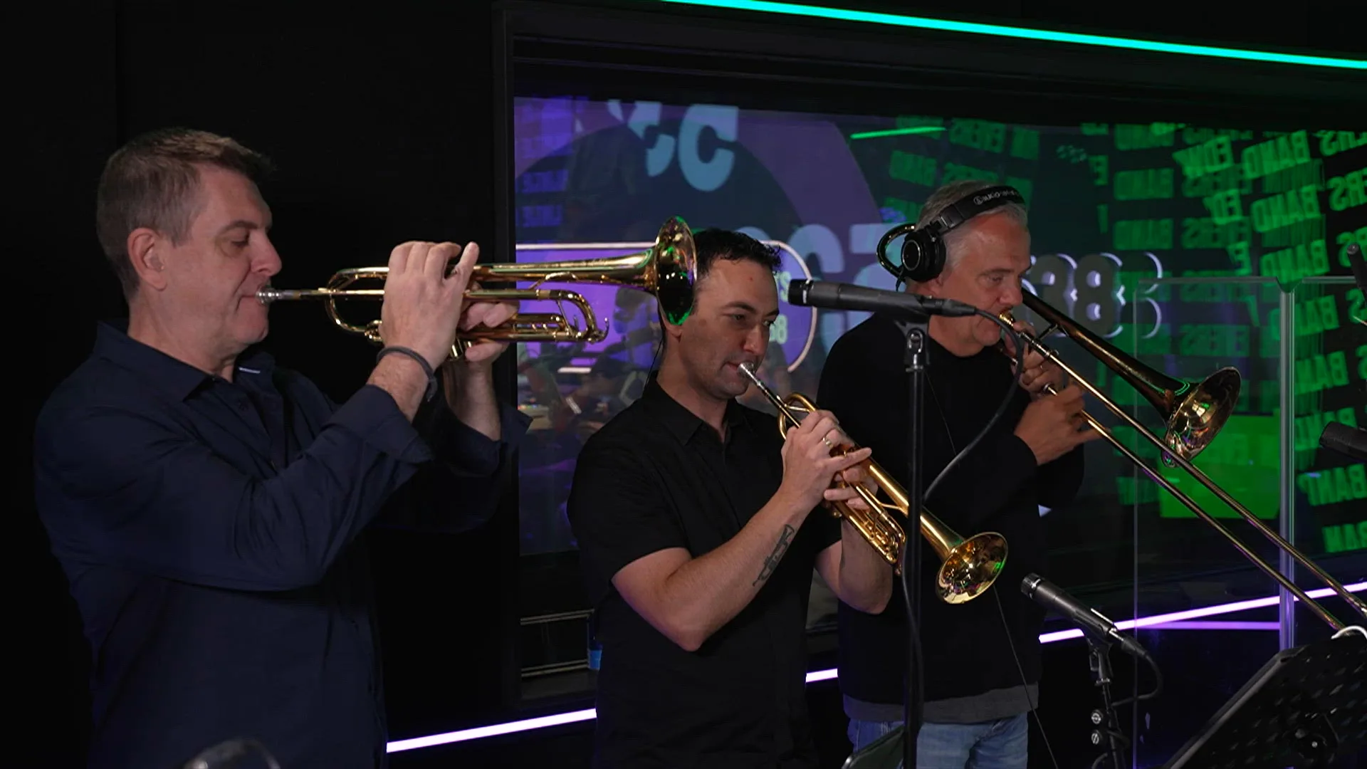 Trijntje Oosterhuis en de Edwin Evers Band - Do I Do