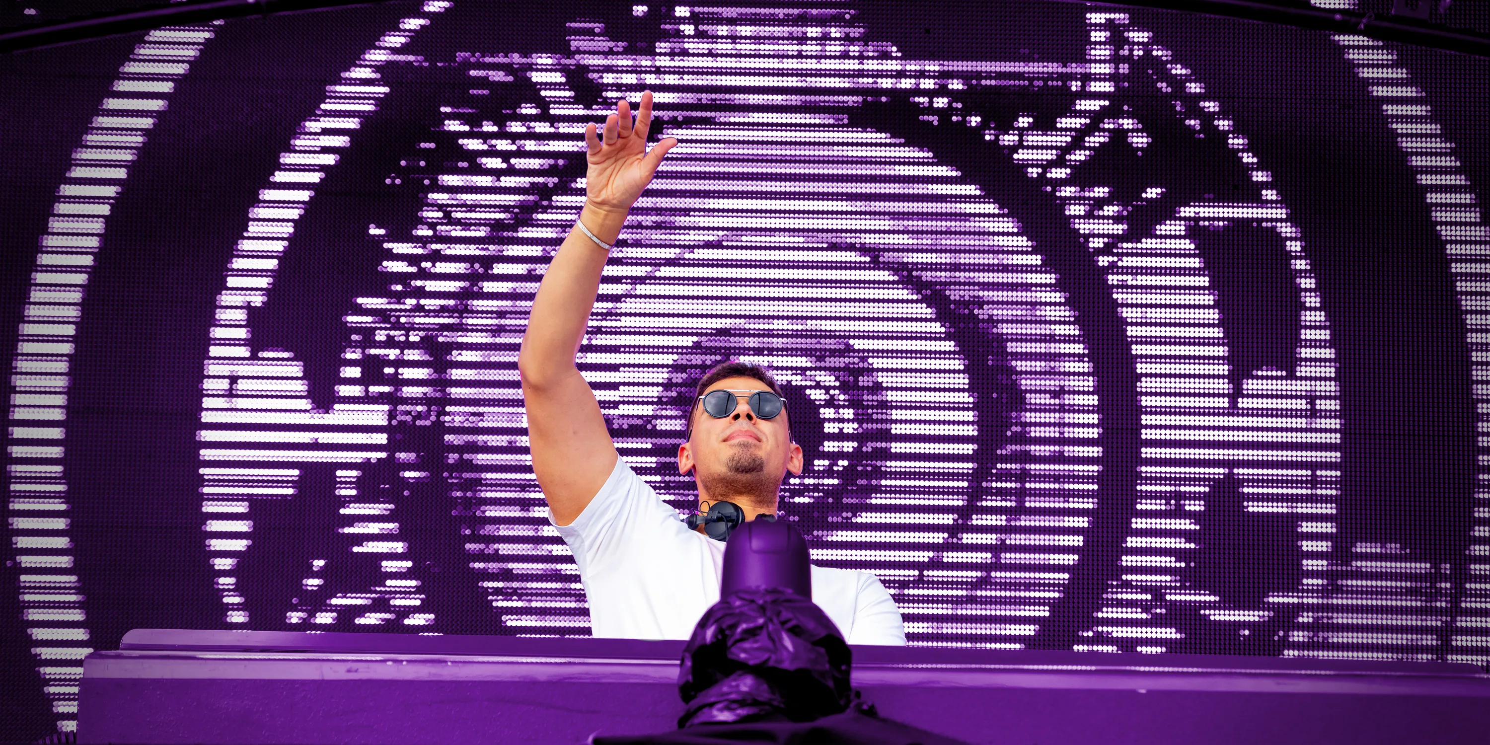 Afrojack is op z’n best met z’n relaxte nieuwe single!