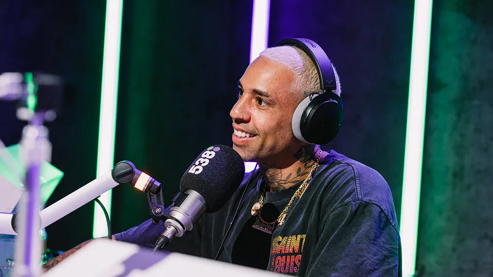 Hebben Bizzey en Airen ooit gezoend?