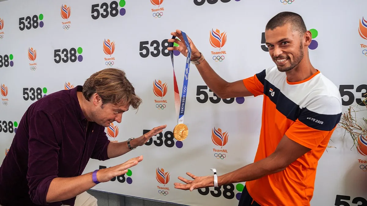 Kiran Badloe was even zijn medaille kwijt