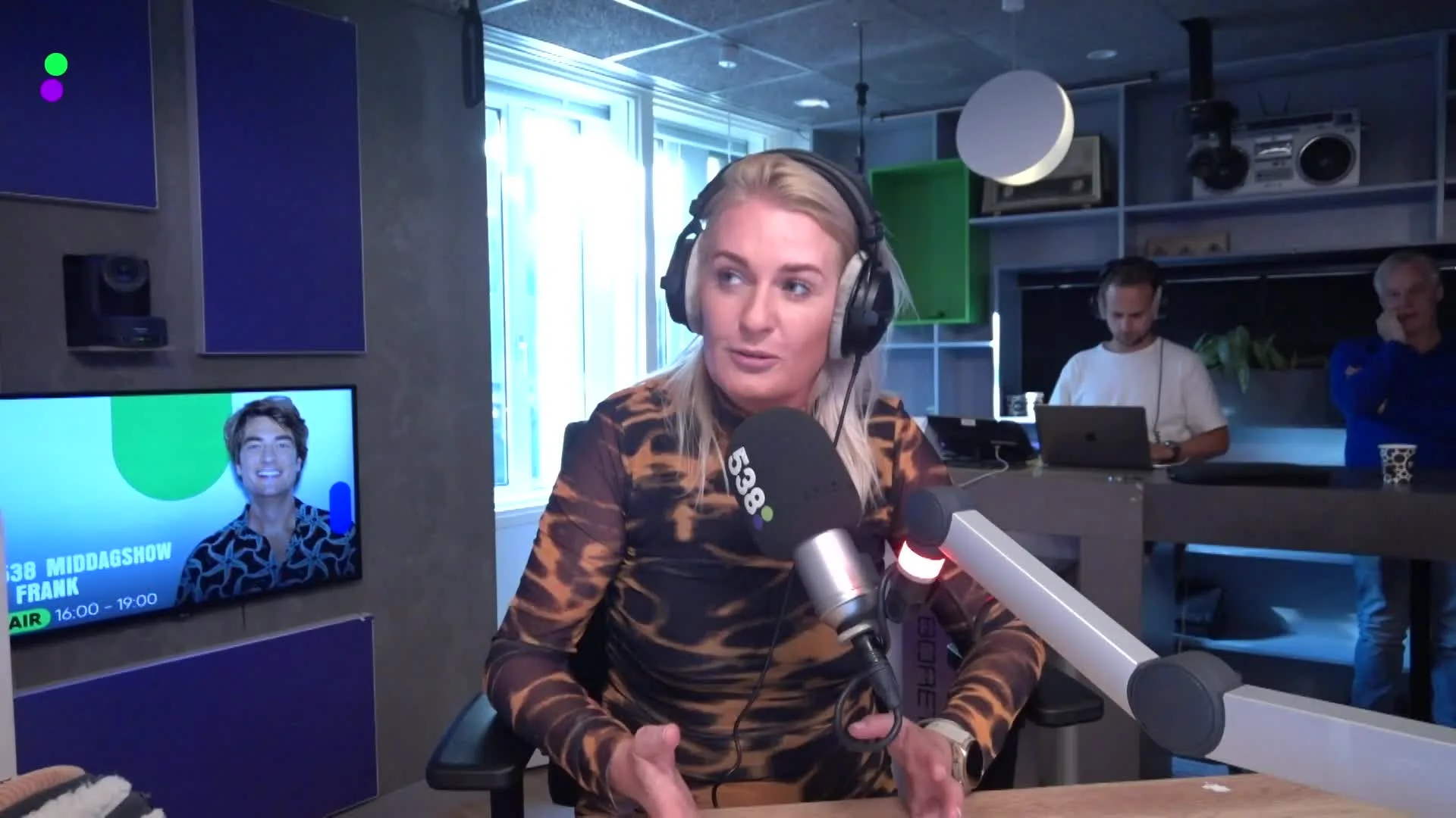 [PRIMEUR] Miss Montreal brengt ode aan vriend op nieuwe single Altijd Onderweg