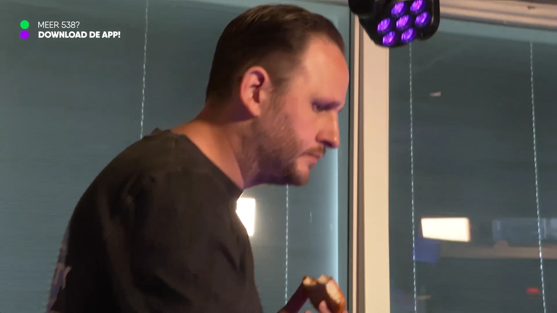 Vrijdag vieren met Chris Deluxe!