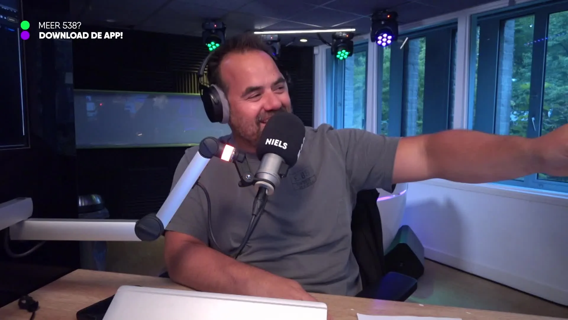 Welke 538-luisteraar kan het best een haan nadoen?