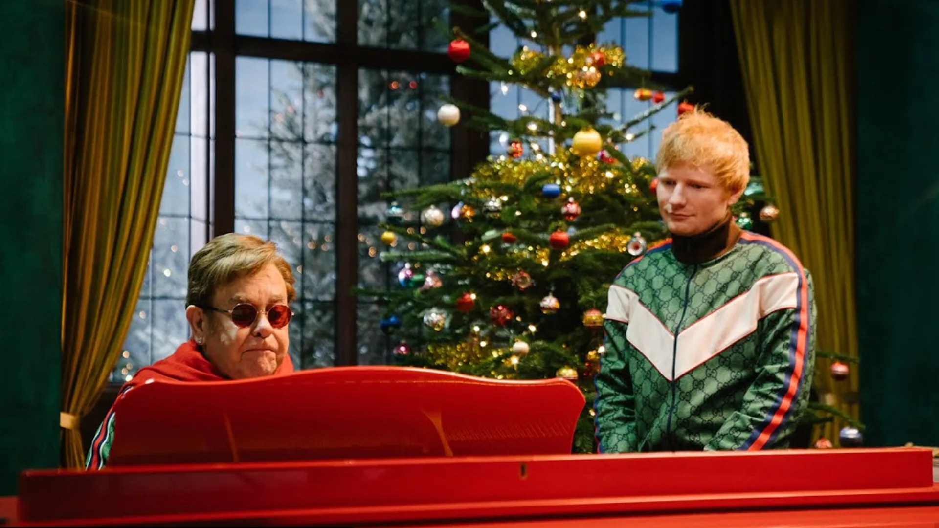 Ed Sheeran en Elton John brengen je in de kerststemming met Merry Christmas!