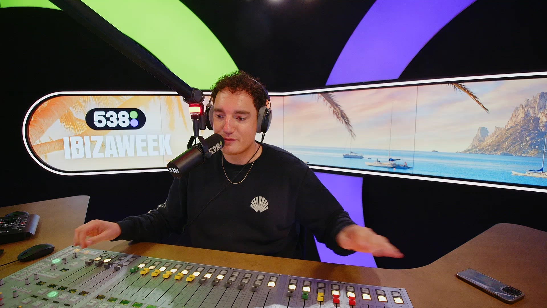 538-luisteraar zat als kind in jeugdinstelling met moordenaar van Peter R. de Vries 😱