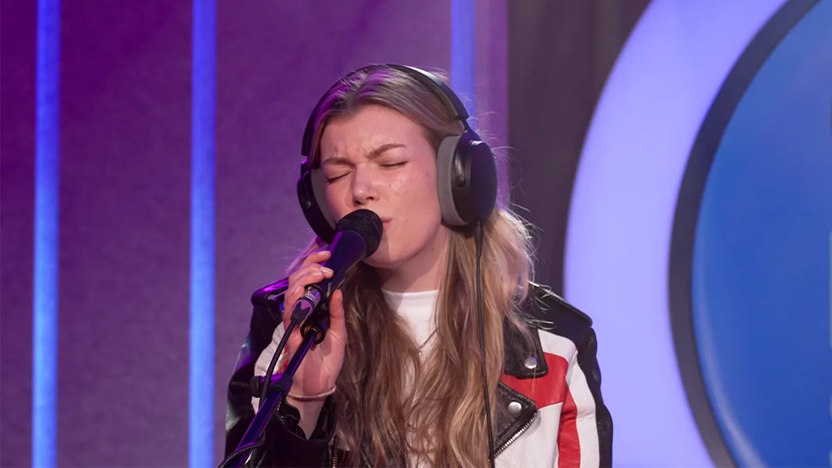 Hannah Mae verklapt voor wie ze Waterdicht schreef