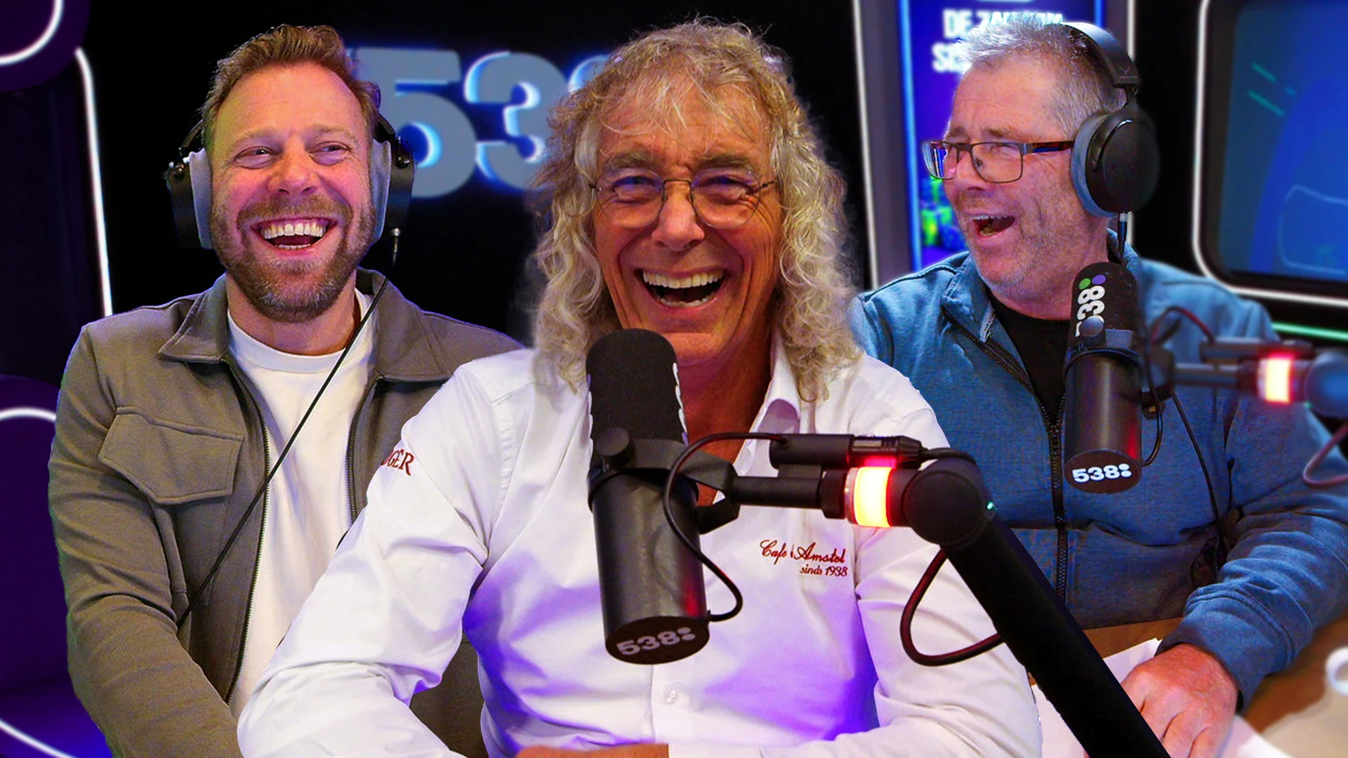 Arie vertelt een mop over een dorstige ziekenhuispatiënt