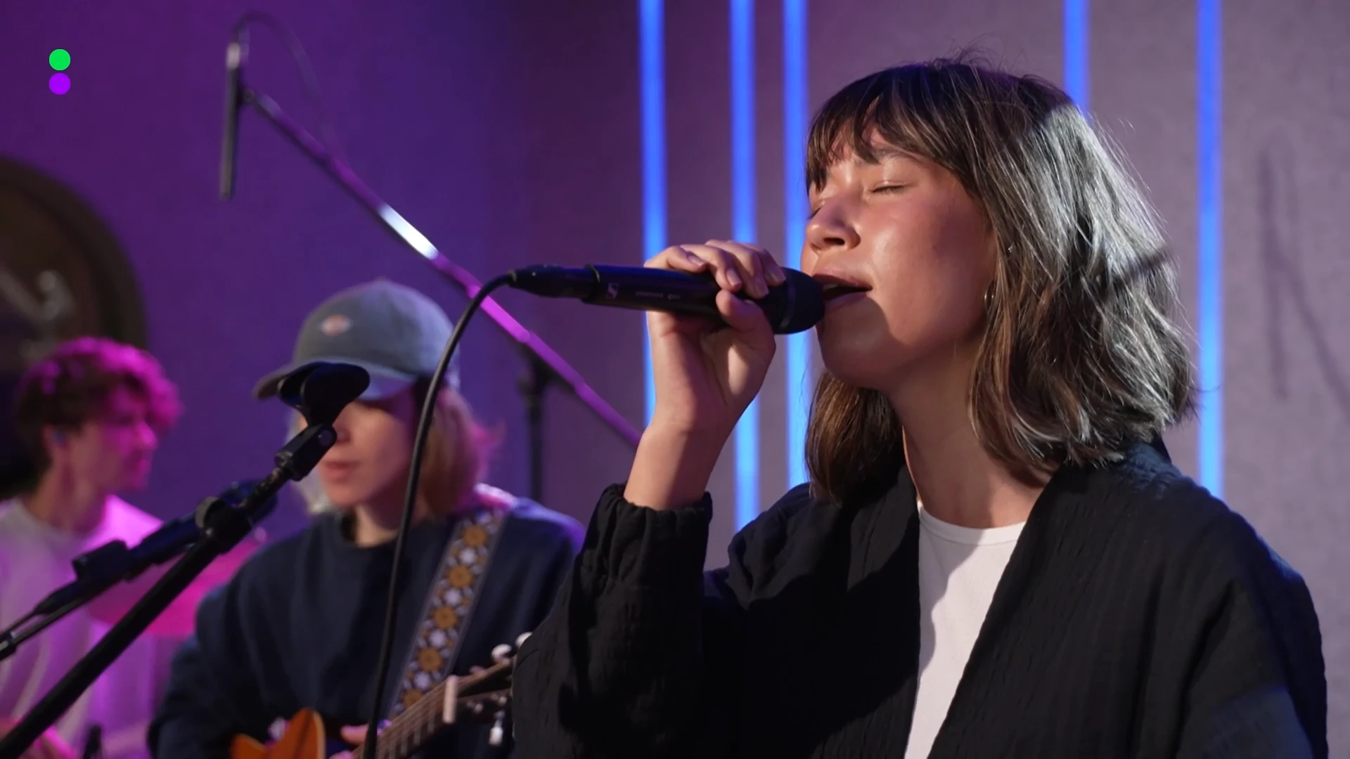 MEAU speelt Nergens Liever in De 538 Ochtendshow