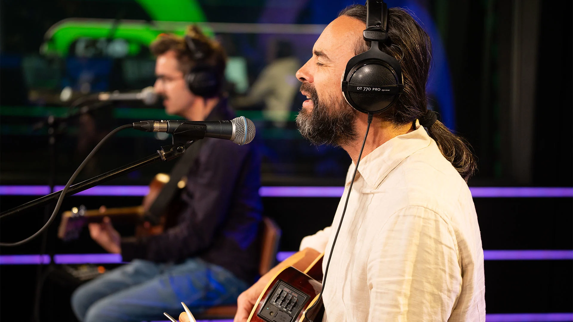 City to City - The Road Ahead (Life The Way It Is) bij Evers & co.