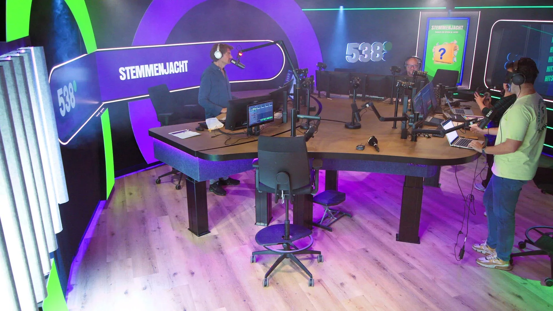 Manon twijfelt tot het állerlaatste moment, maar wint € 10.000,- in 538 Stemmenjacht!