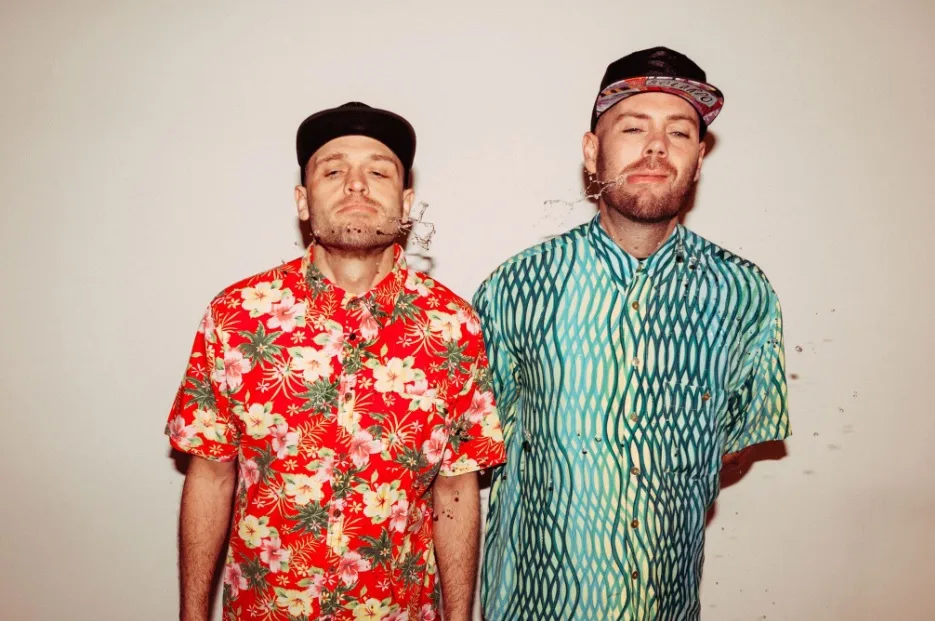 GEKRAAKT: SOLARDO & ELI BROWN - XTC