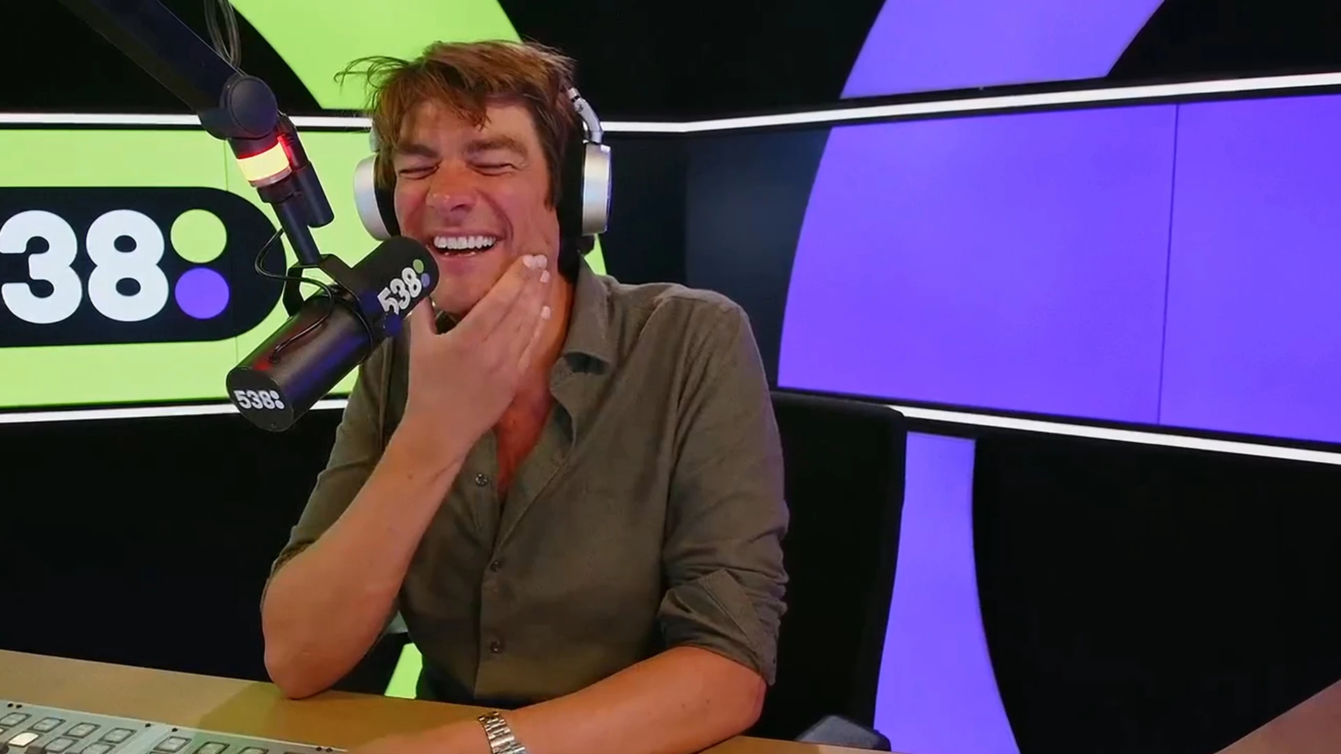 Andy van der Meijde onthult nieuw tv-programma met Gordon op SBS6!