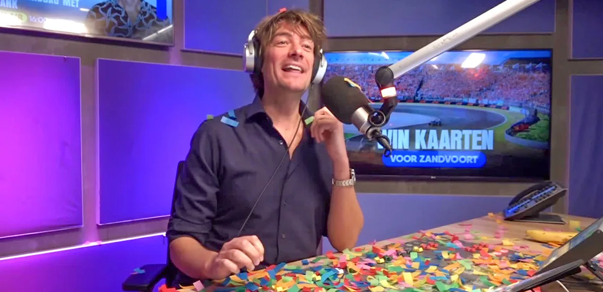 Frank viert de 100ste uitzending van De 538 Middag!