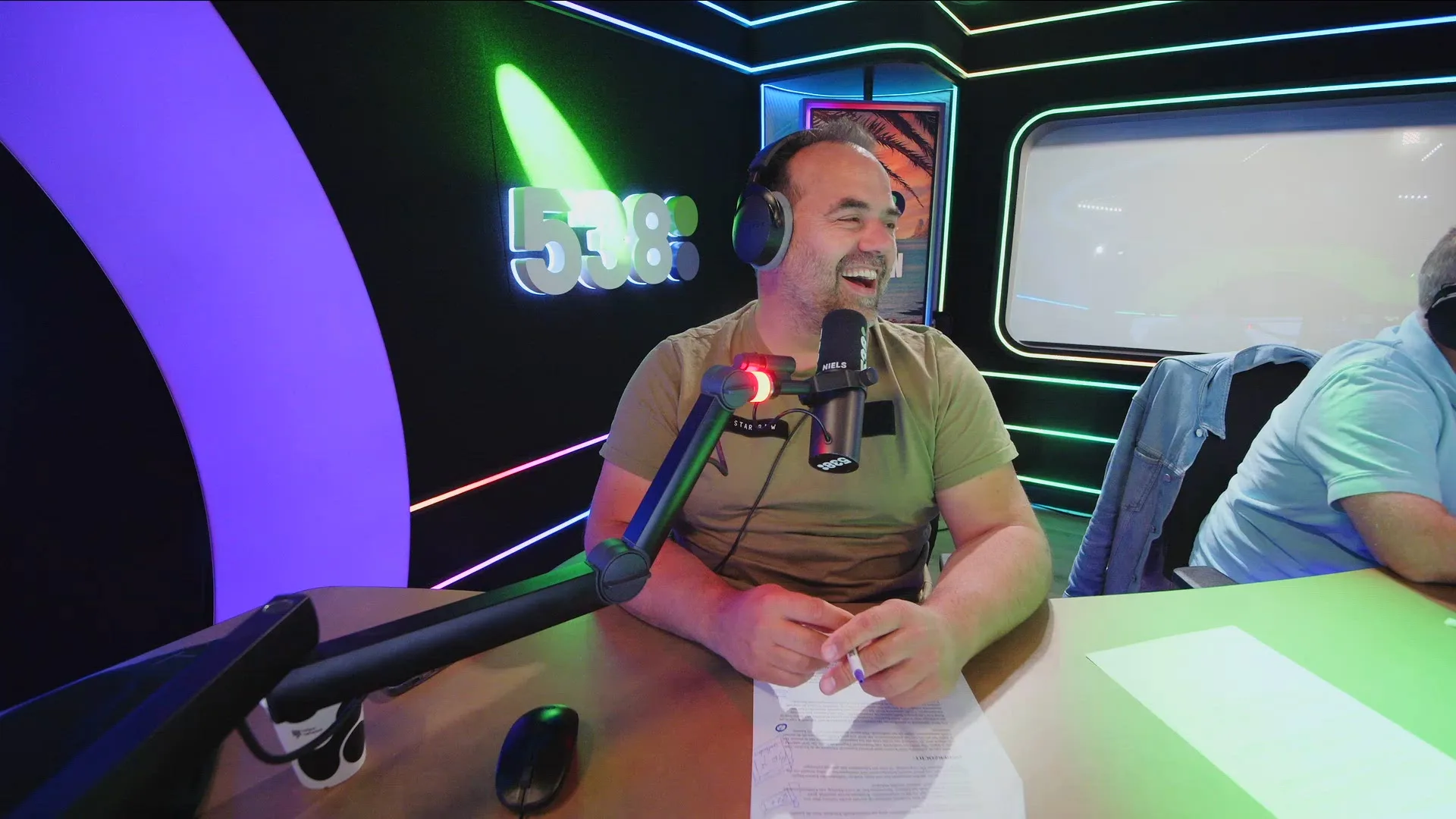 Zoek Jezelf Broeder is de nieuwe single van Wilfred Genee!