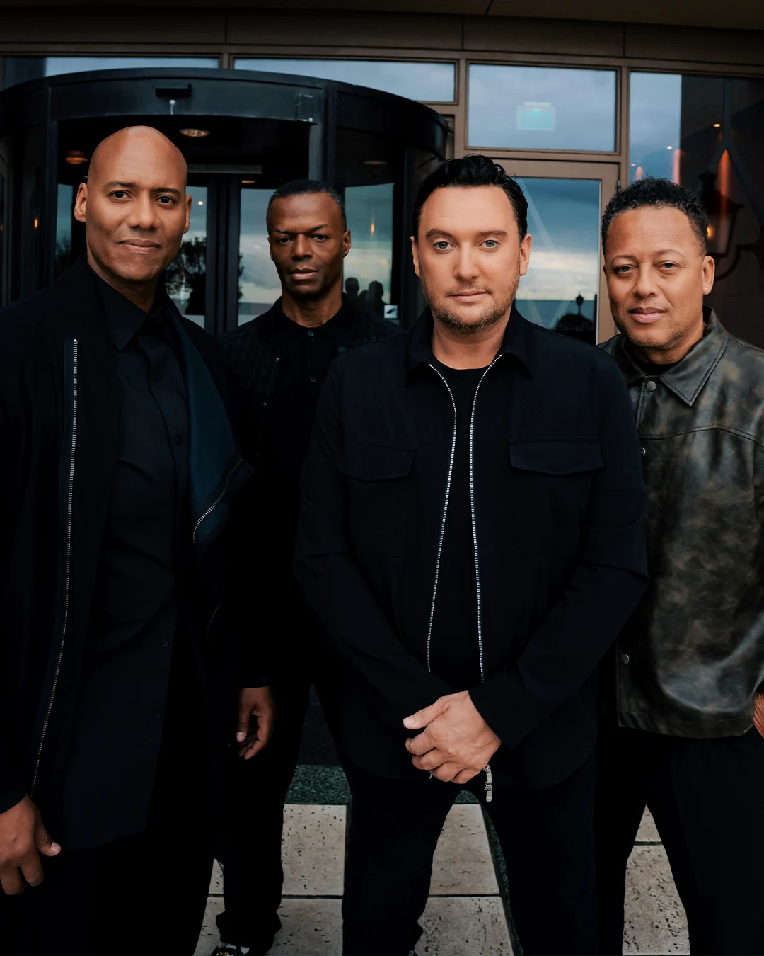 Tino Martin & Re-Play