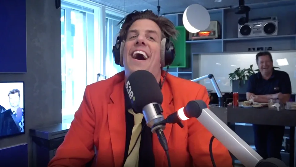 Snollebollekes primeurt Sorry Voor De Overlast op 538!