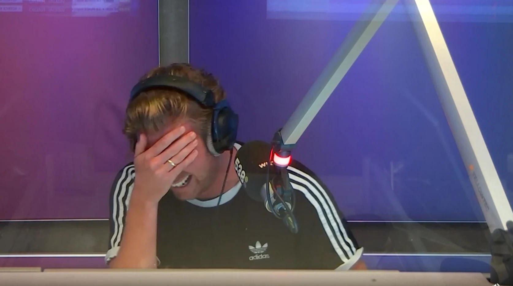 Seks in de tent op de camping? Klaas heeft dé oplossing om niet op te vallen!