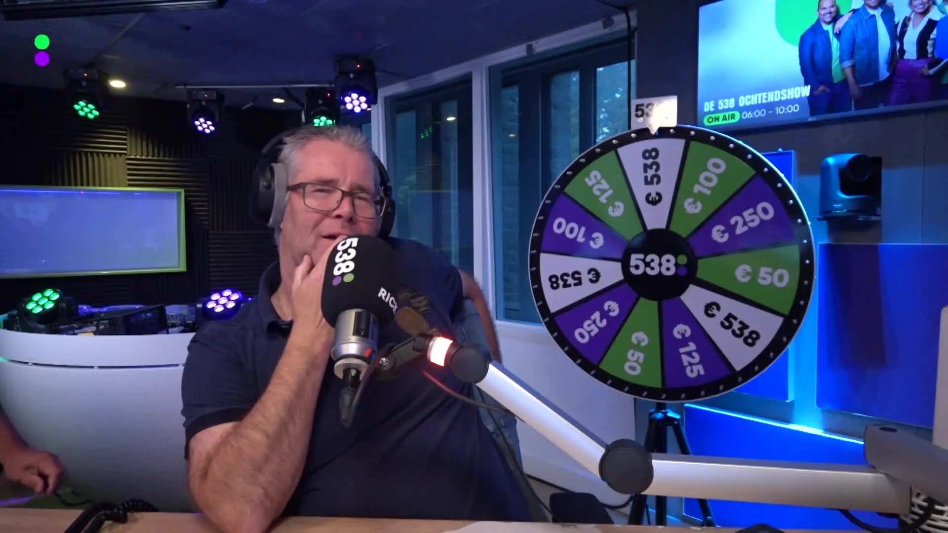 Jack Spijkerman licht tactiek Ajax toe...