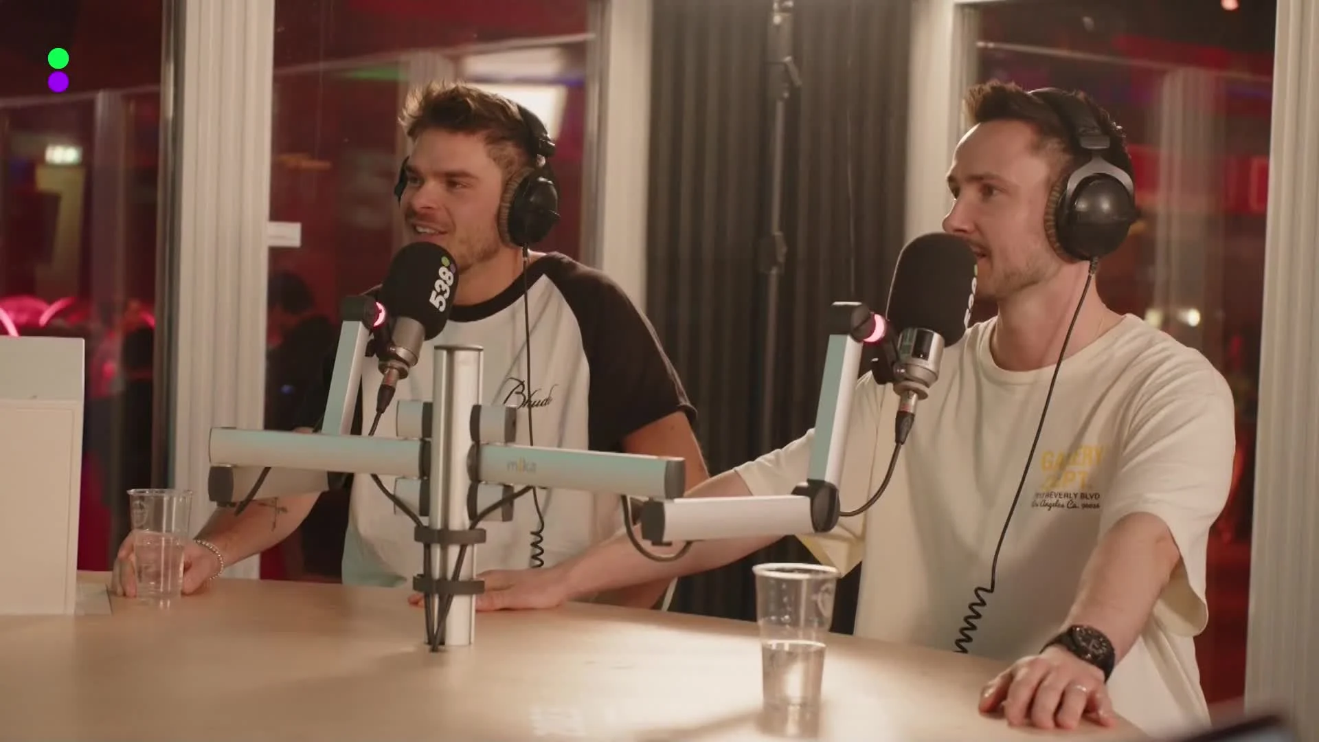 Lucas & Steve bij De Vrienden van Amstel LIVE