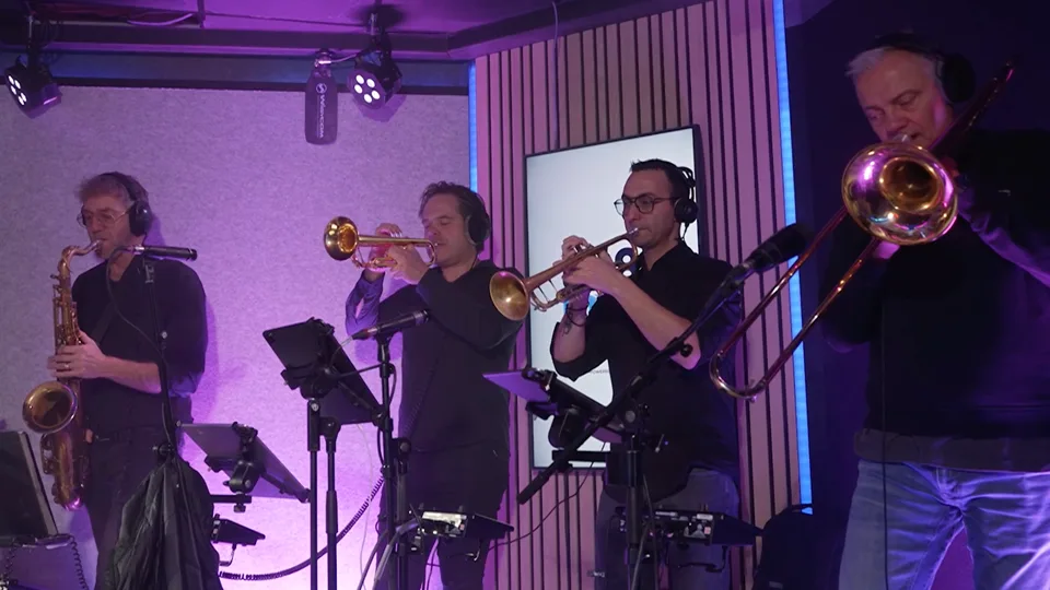 De Edwin Evers Band covert Far From Over van Frank Stallone