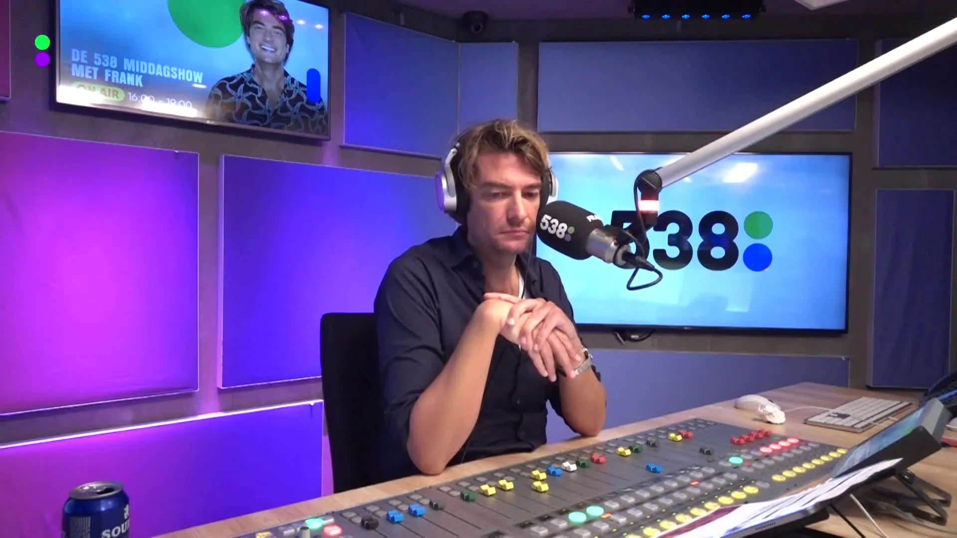 Royce de Vries over lancering Een Moord Kost Meer Levens