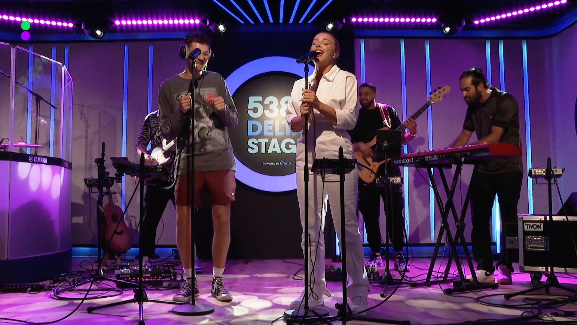 Emma Heesters en Maks - HJB