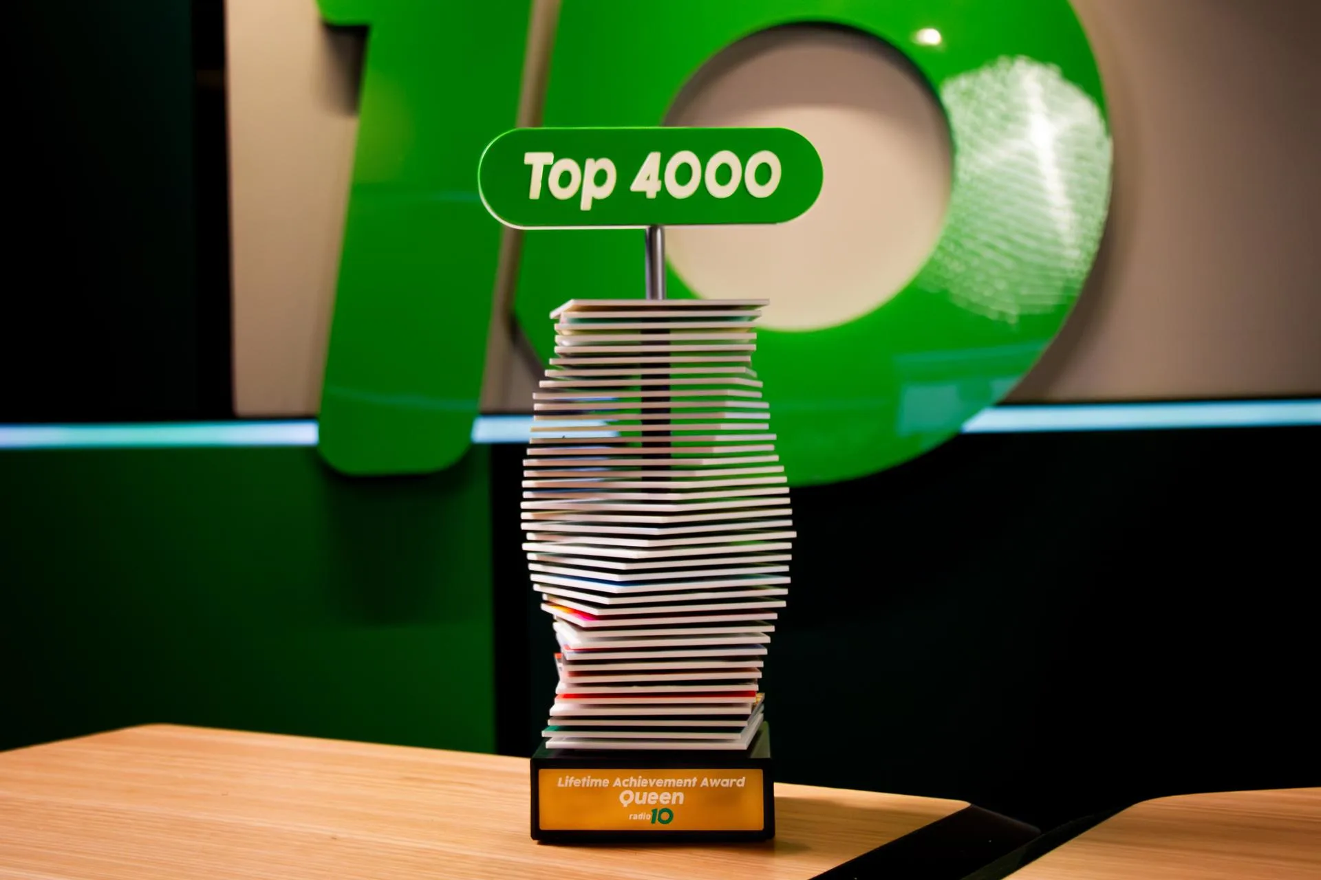 Queen ontvangt Top 4000 Lifetime Achievement Award voor ‘Bohemian Rhapsody’.