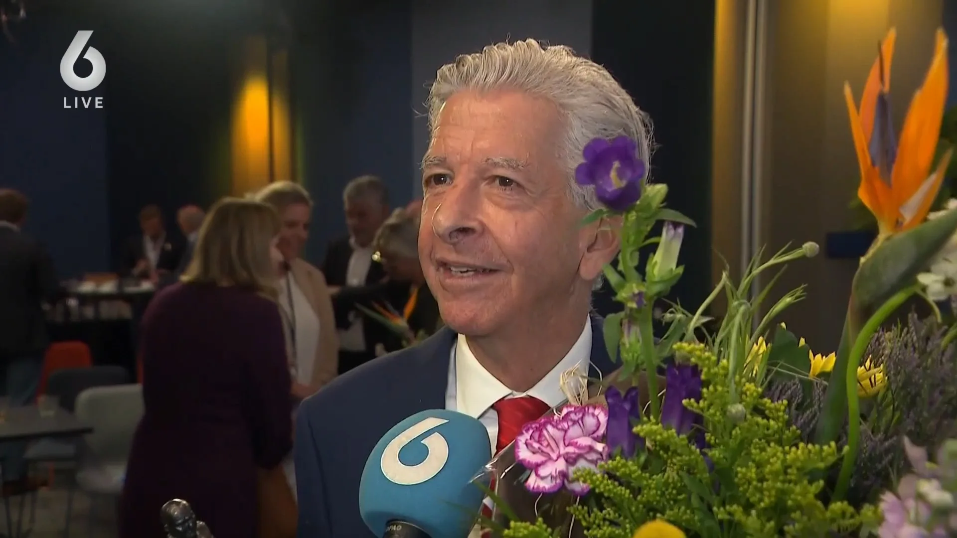 Ronald Plasterk wint Pim Fortuyn-Prijs: 'Iemand met lef en visie'