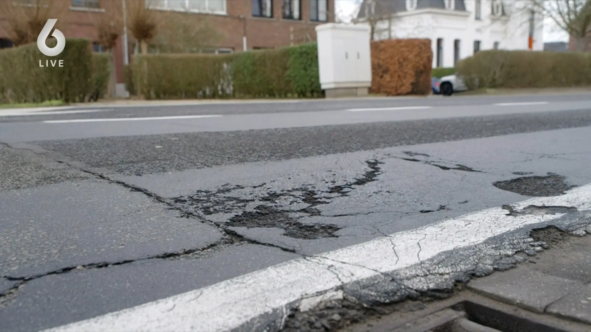 'U moet volgend jaar 100 euro betalen voor Belgische wegen waar u vooral leert slalommen'