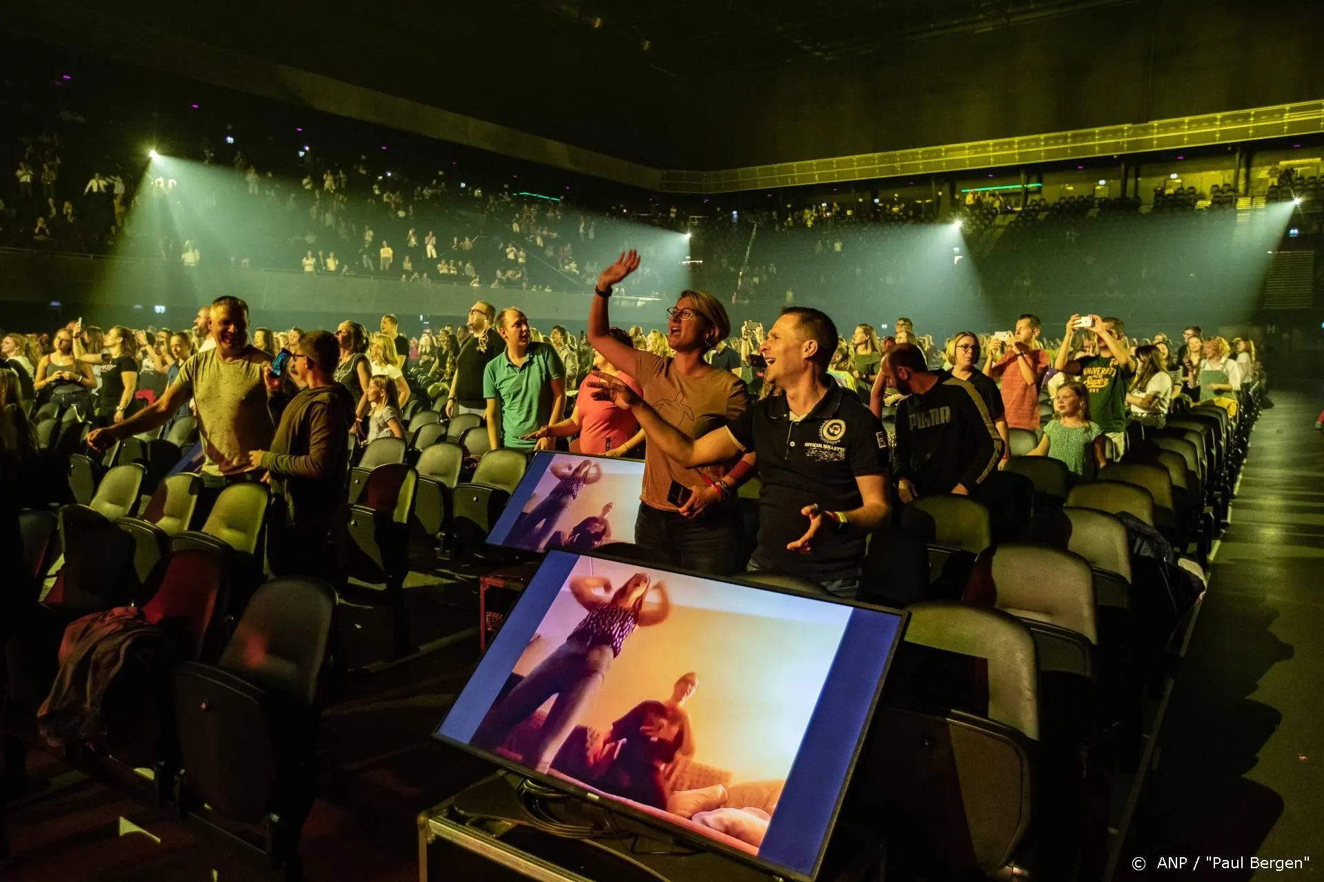 Veiligheidsberaad: juich- en zingverbod niet te handhaven