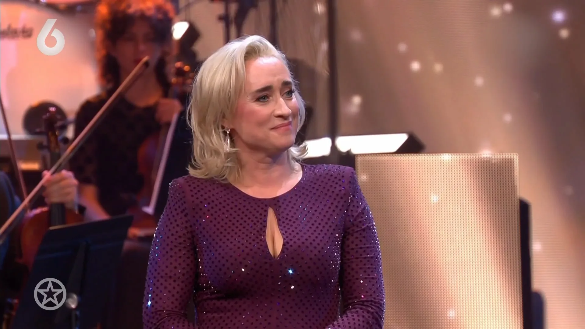 Eva Jinek wint Televizier-Ring Impact door interview met Emma Heesters