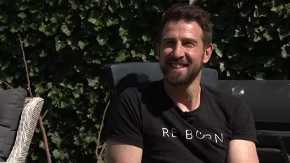 De Dutch Giant timmert aan de weg in Hollywood