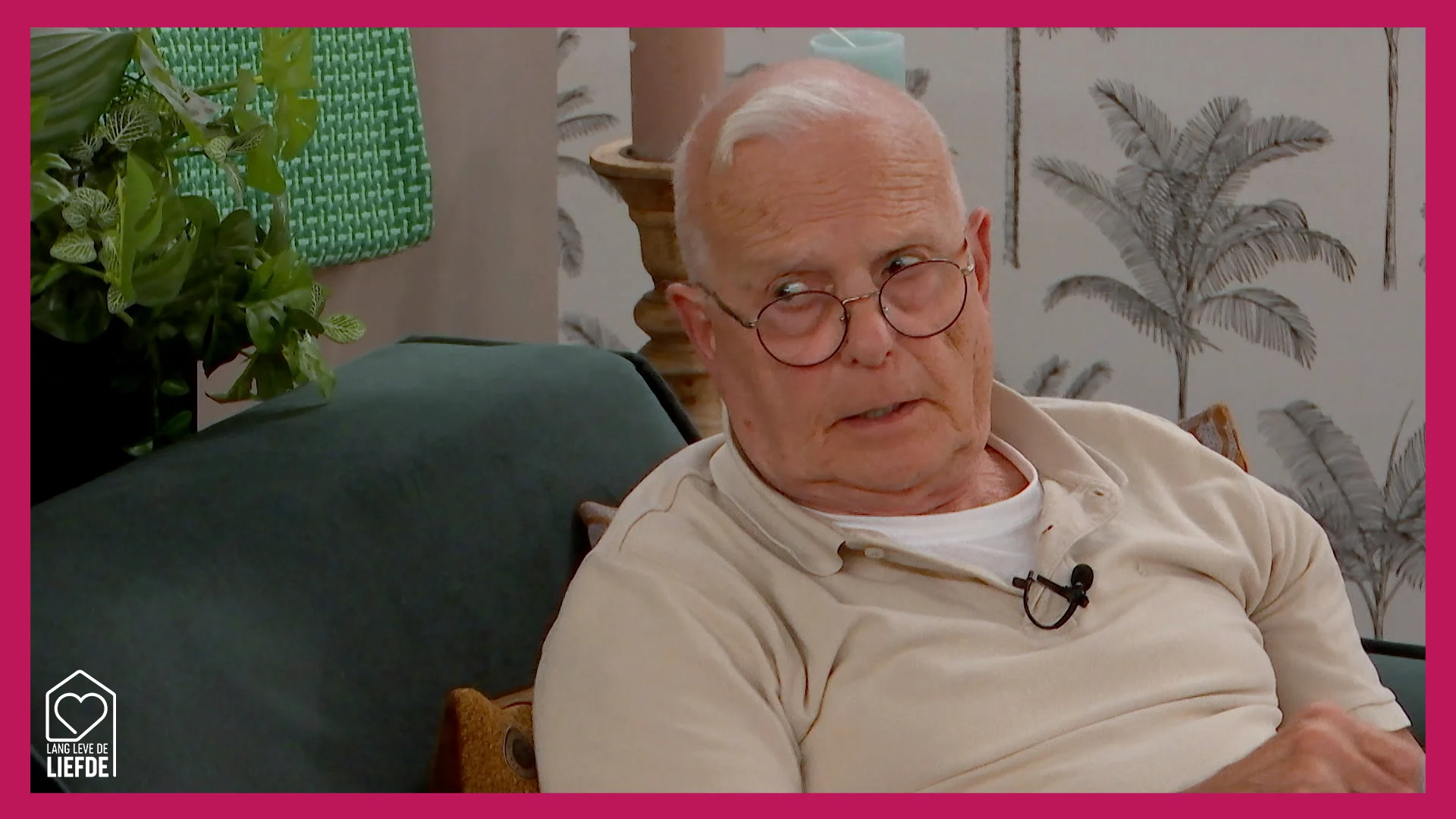 Arno vindt Caroline haar actie maar kinderachtig