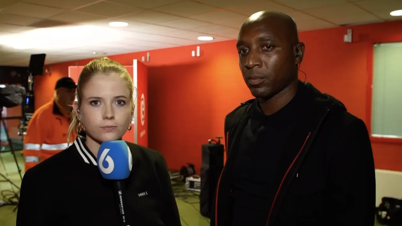 Noa ontdaan door rellen bij FC Twente: ‘Wat er vanavond is gebeurd, heb ik nog nooit gezien’