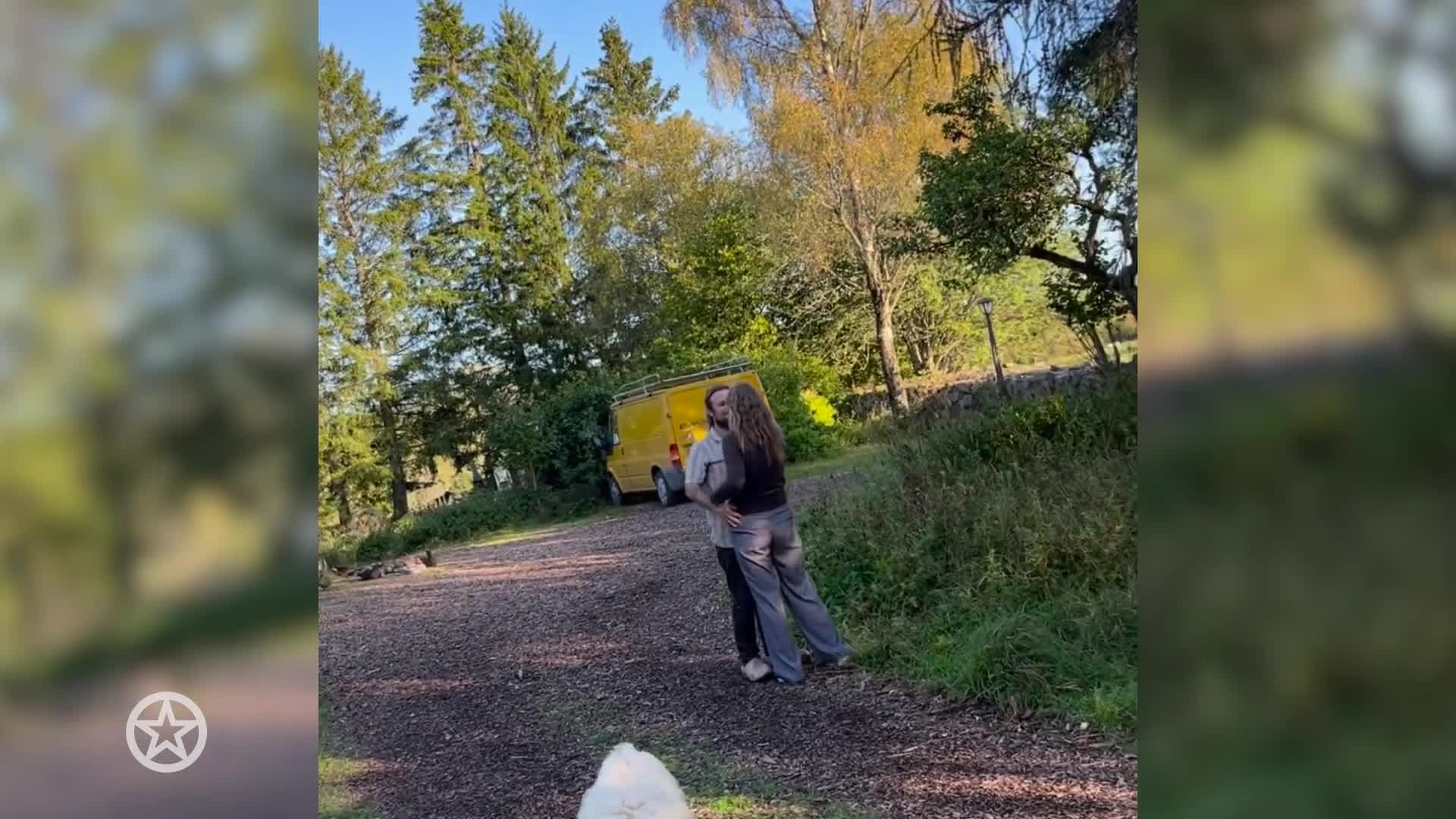 B&B-Esra en Bram zijn herenigd