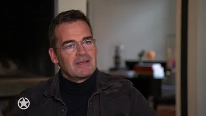 Jeroen van der Boom heeft vrijdag zijn nieuwe single 'Zeg me' gelanceerd