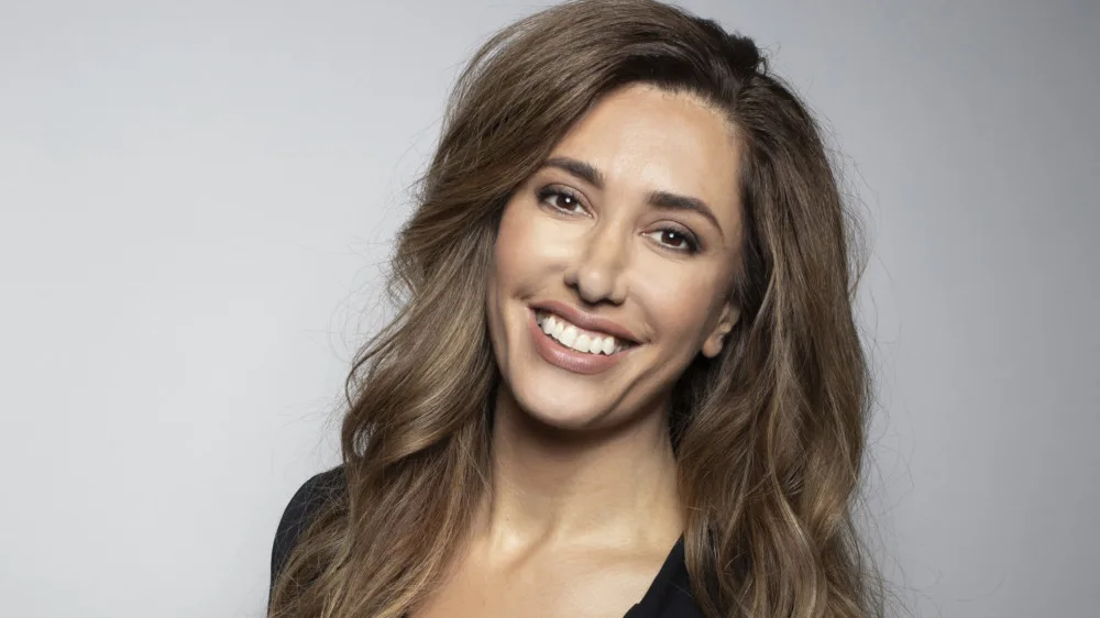 HEFTIG! NPO-presentatrice Fidan Ekiz opgestapt na vreselijke bedreigingen