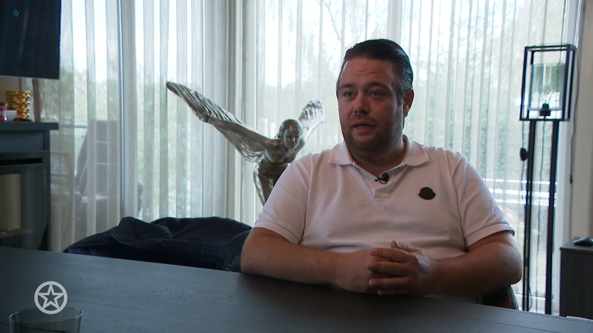 ZIEN: Mark Gillis maakt grote stap en showt enorme transformatie