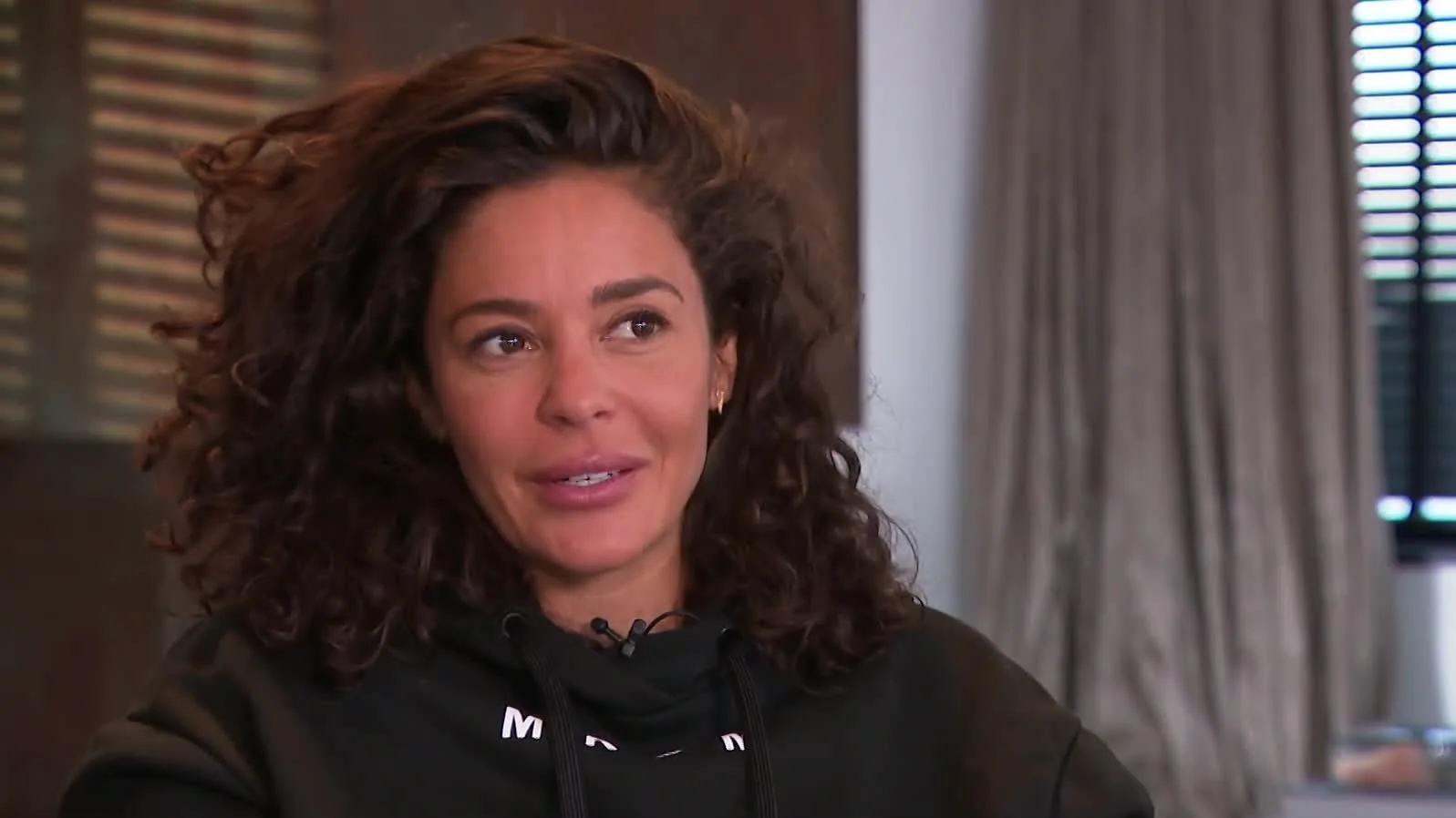 Fajah Lourens moet onder het mes